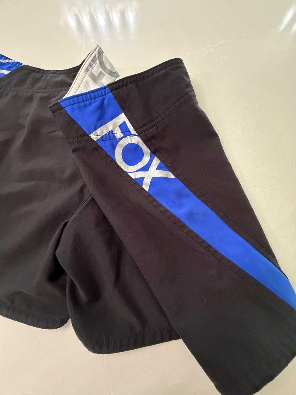 Fox Racing Black & Royal Blue Colorblock Swim Board Shorts, Juniors 11 - Picture 7 of 12